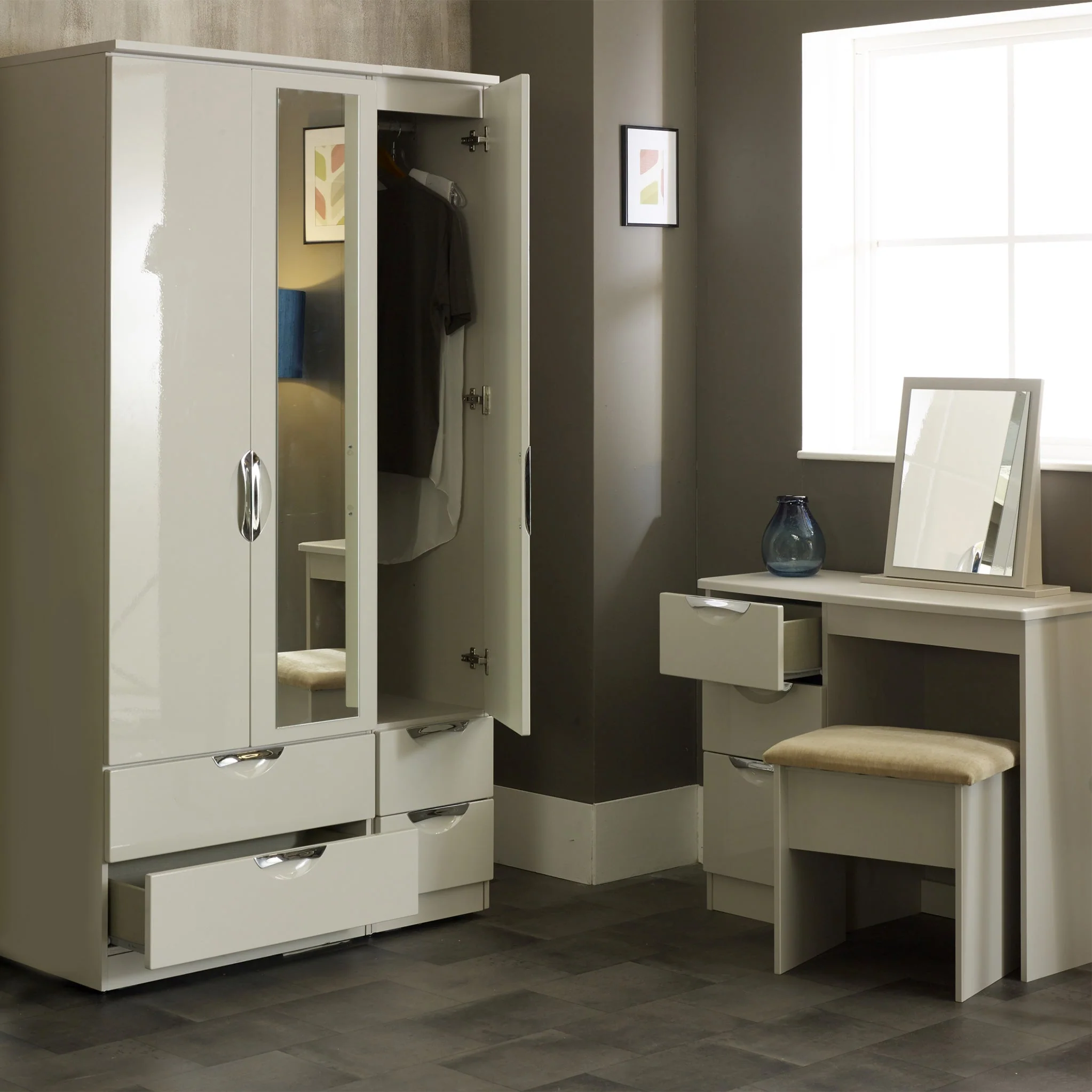 Beckett Gloss 3 Drawer Dressing Table - Image 5