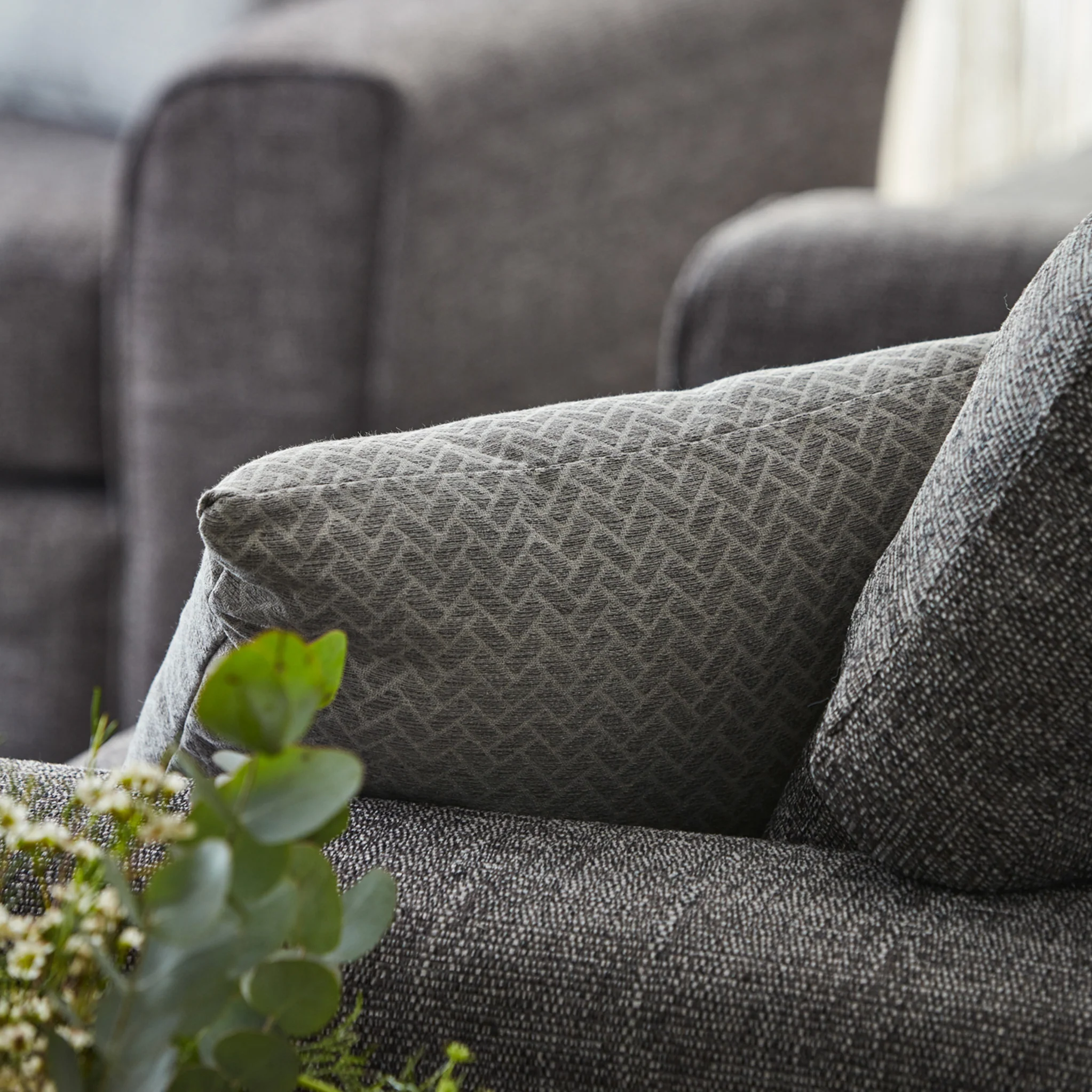 Cheswick Textured Weave Fabric 2 Seater Sofa - Image 23