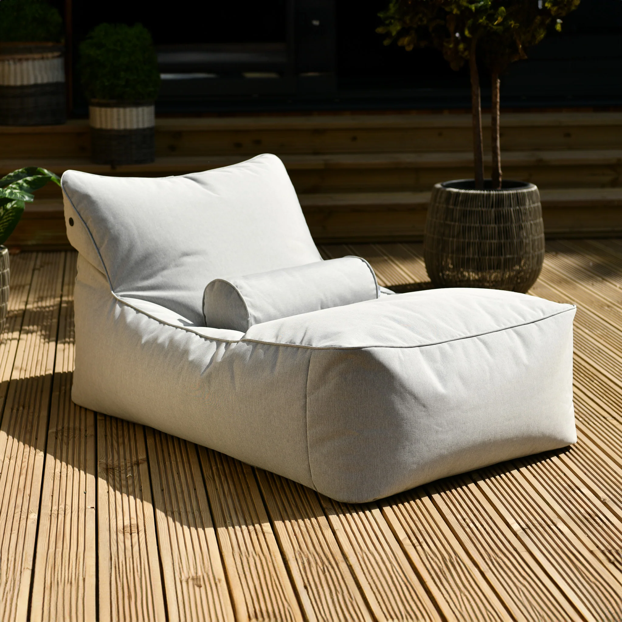 Extreme Lounging Outdoor Bean Bed - Image 10