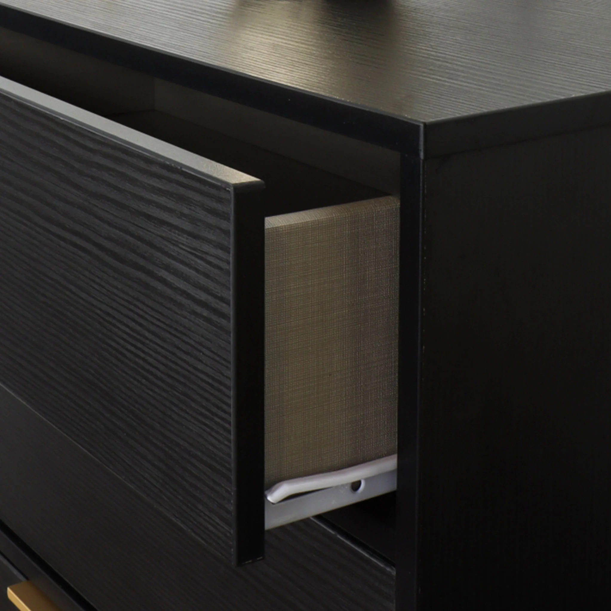 Hudson 4 Drawer Chest - Image 9